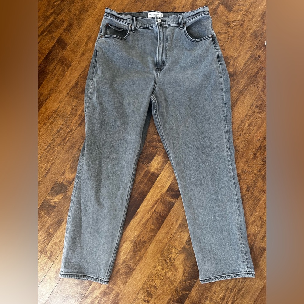 Abercrombie and Fitch Ankle Straight High Rise Jeans Curve Love